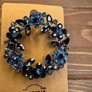 Blue Wreath Pin Flower Arrangement Jewelry Brooch Fashion Jewelry FAST SHIP